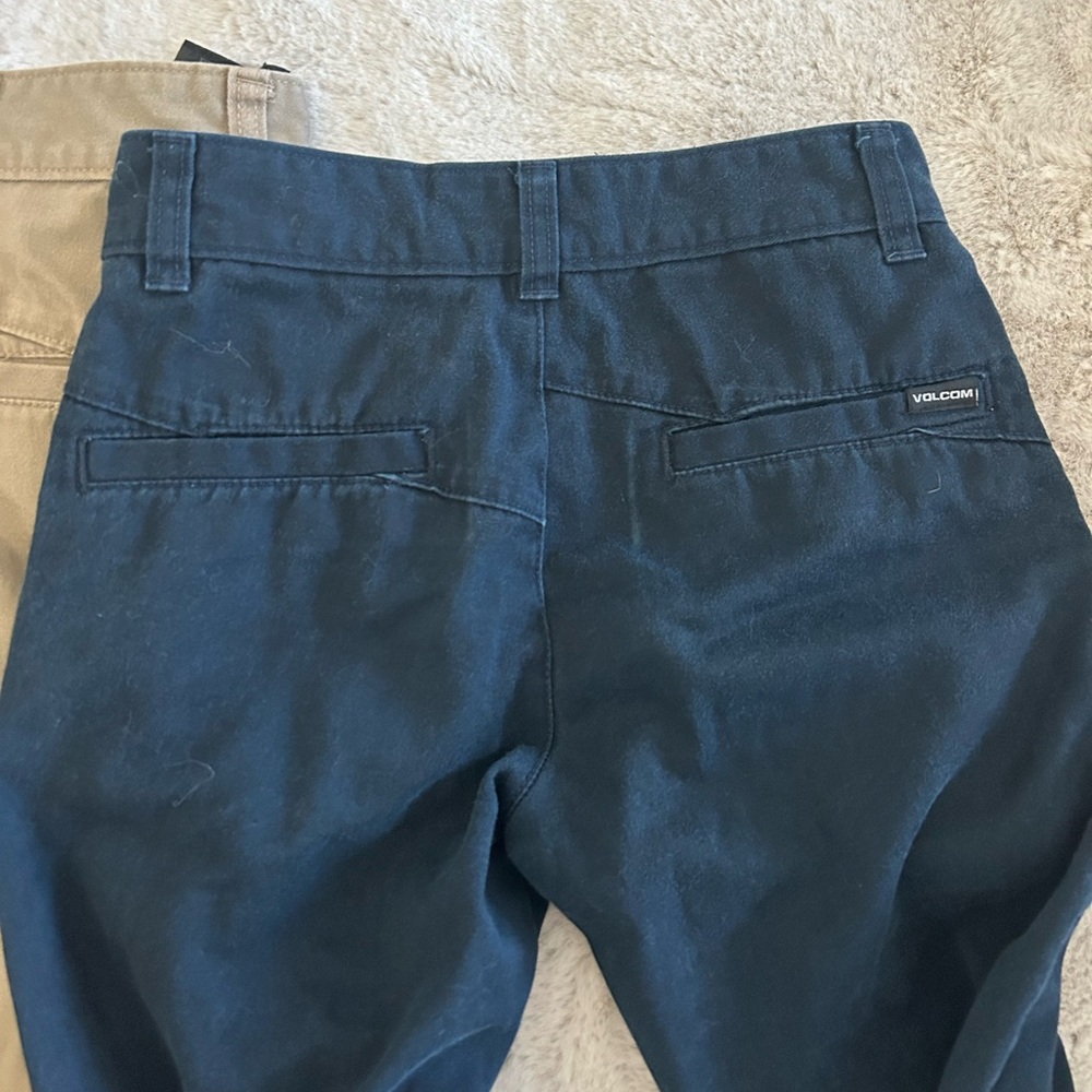 Boys Navy and Tan Volcom Chino pants - Picture 3 of 8